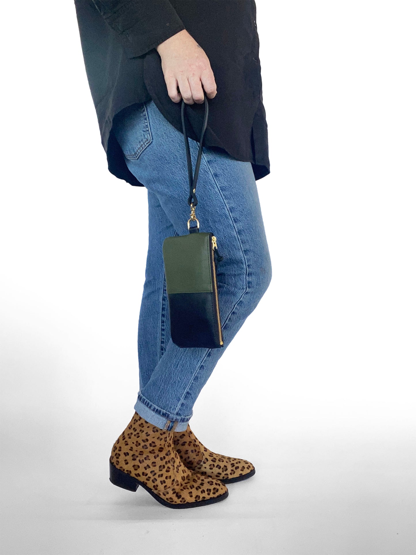 Ivy Clutch Wallet in dark moss and midnight