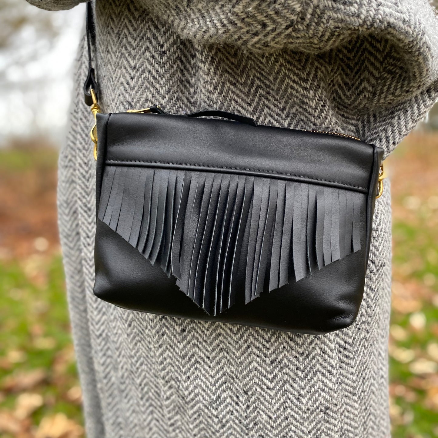 Cosmos Fringe Bag in midnight