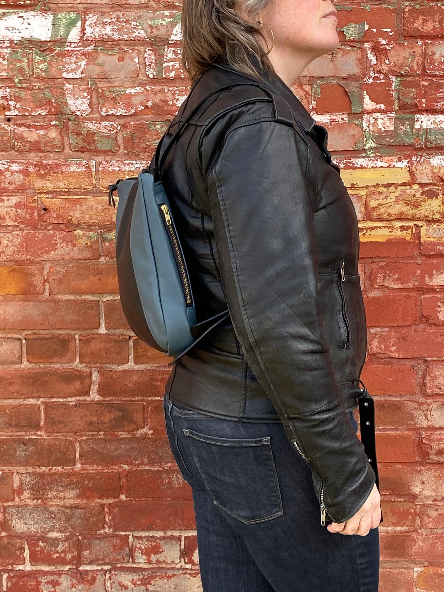 Small Dahlia Backpack in midnight and petrol